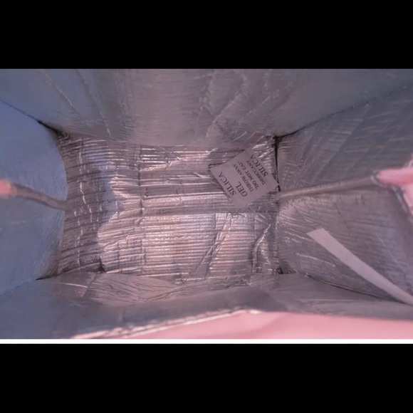 Office Depot Insulated Lunch Tote with Buckle NWT - Picture 4 of 6